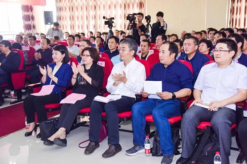 活動現場1.jpg 活動現場1.jpg